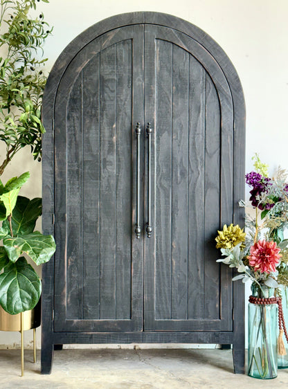 Georgia Domed Vitrine- Handrubbed Black