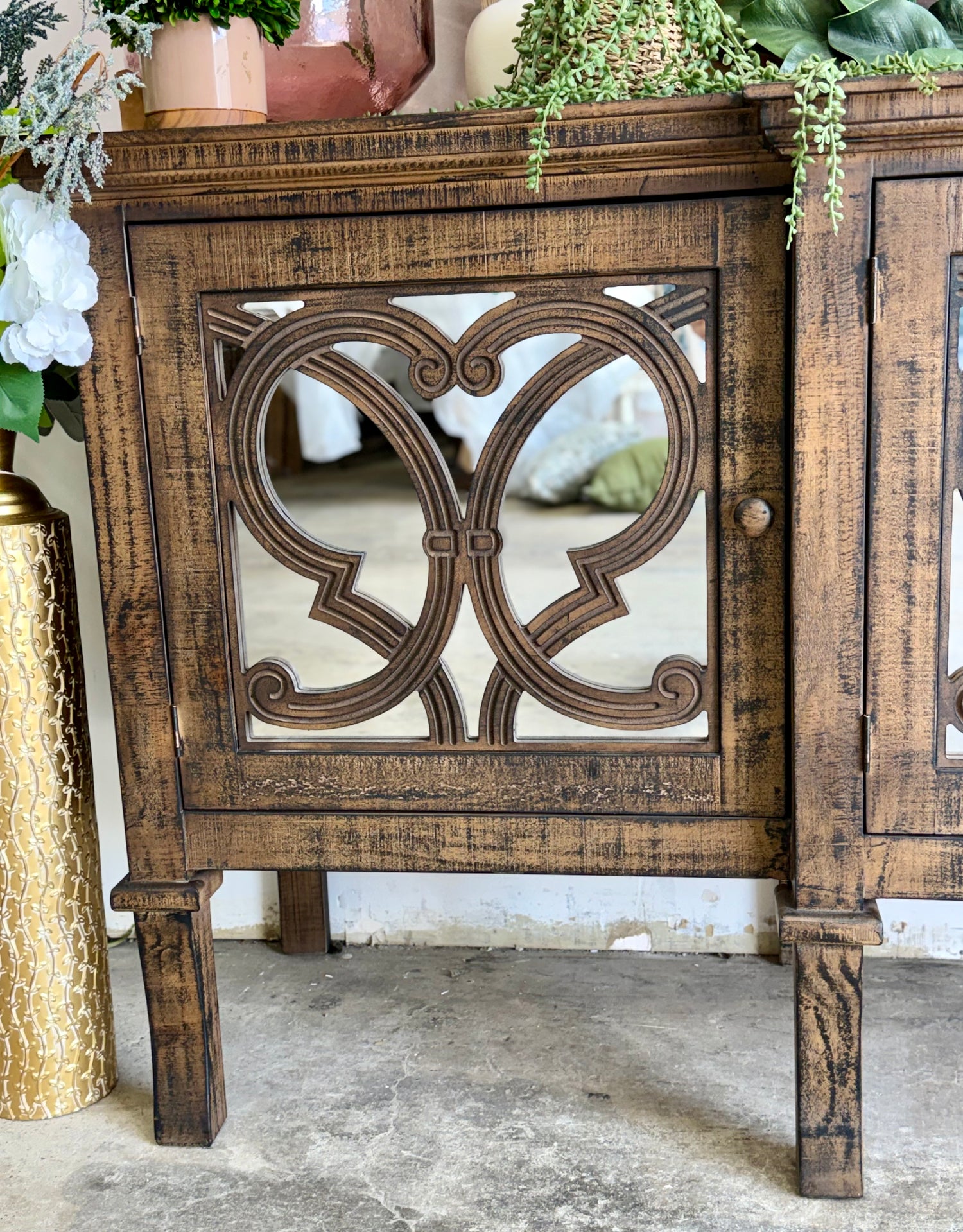 Harper 108" Mirrored Console-Honeywood