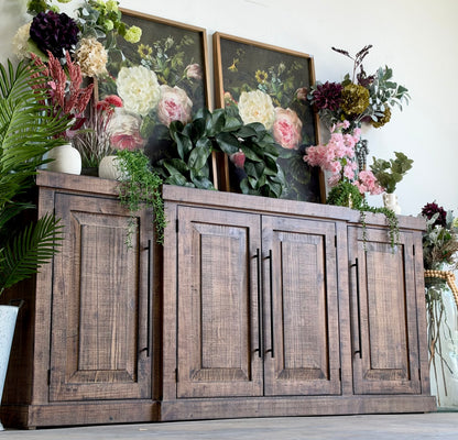 Cyra 4 Door Console-Honeywood