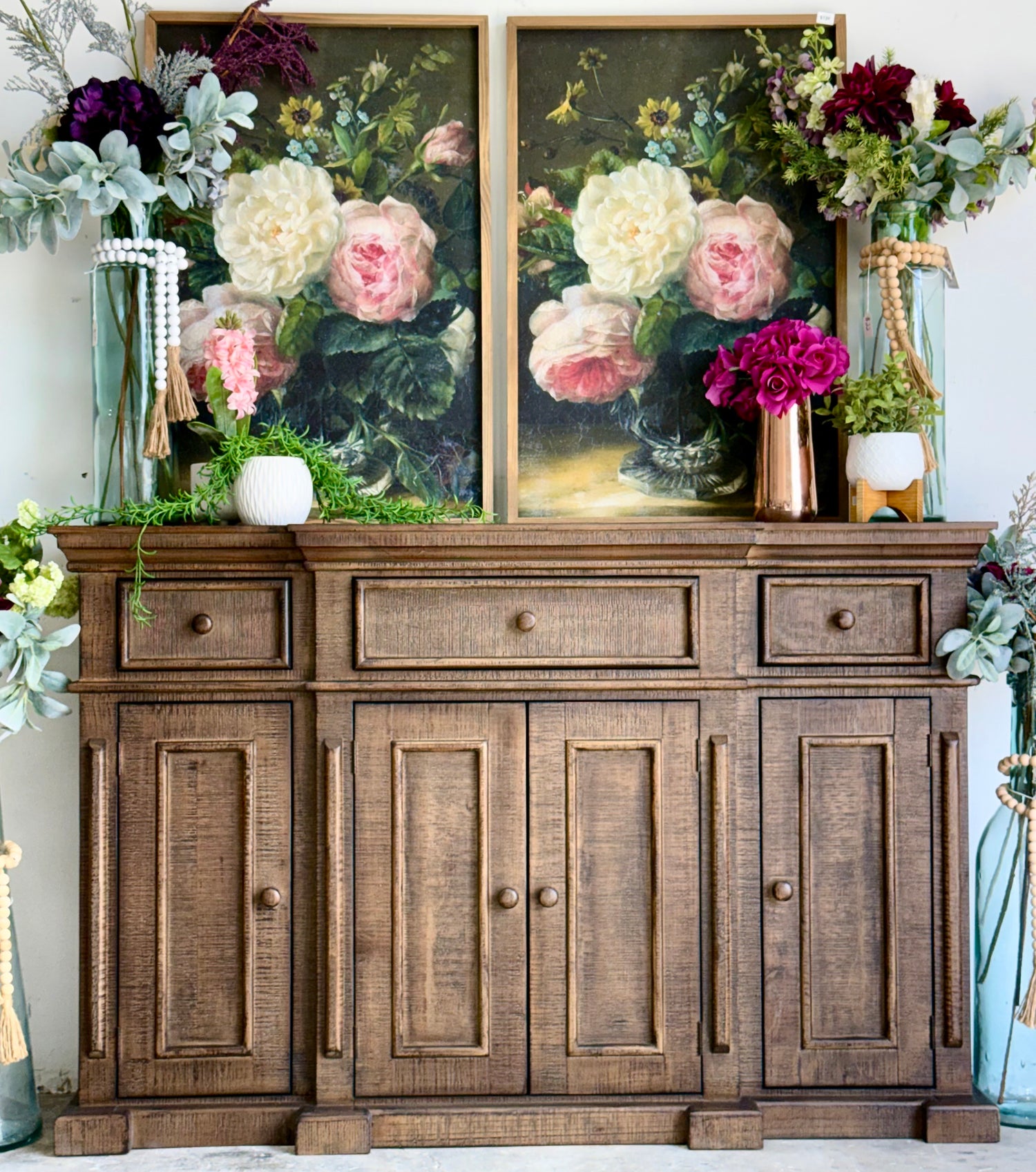 Lindsey 4-Door Console-Honeywood™