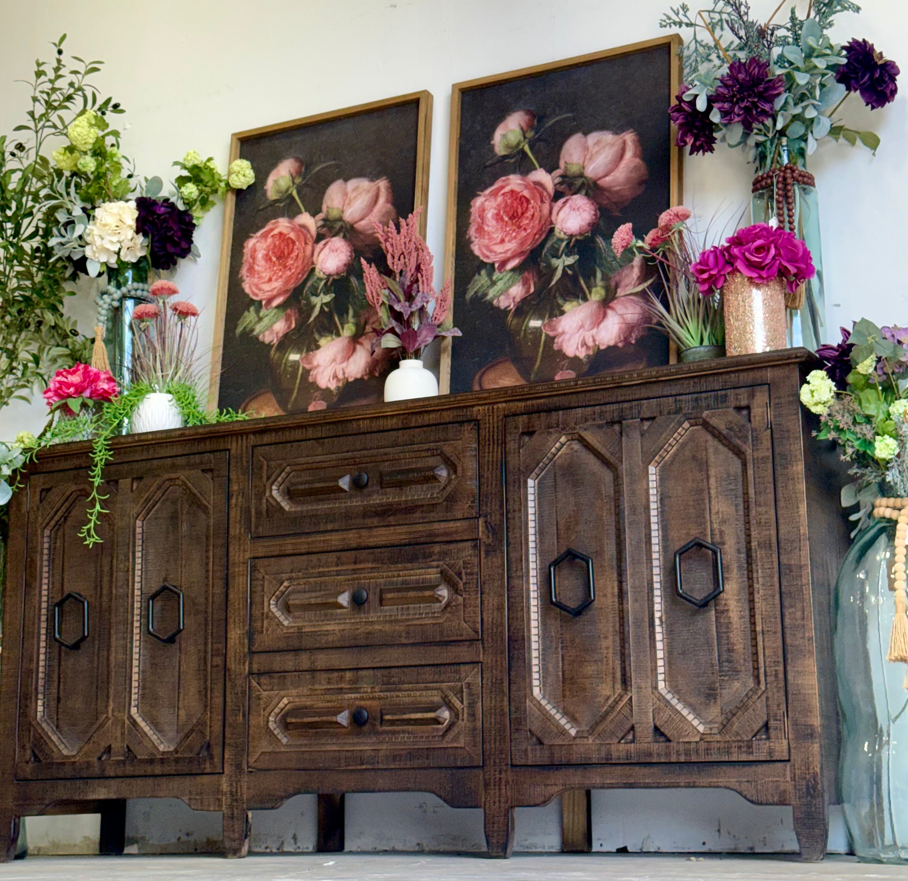 Cora Console-Honeywood™