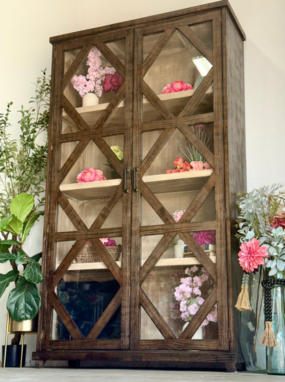 Piper Vitrine-Honeywood™/Dove