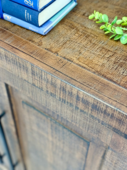 Cyra 4 Door Console-Honeywood