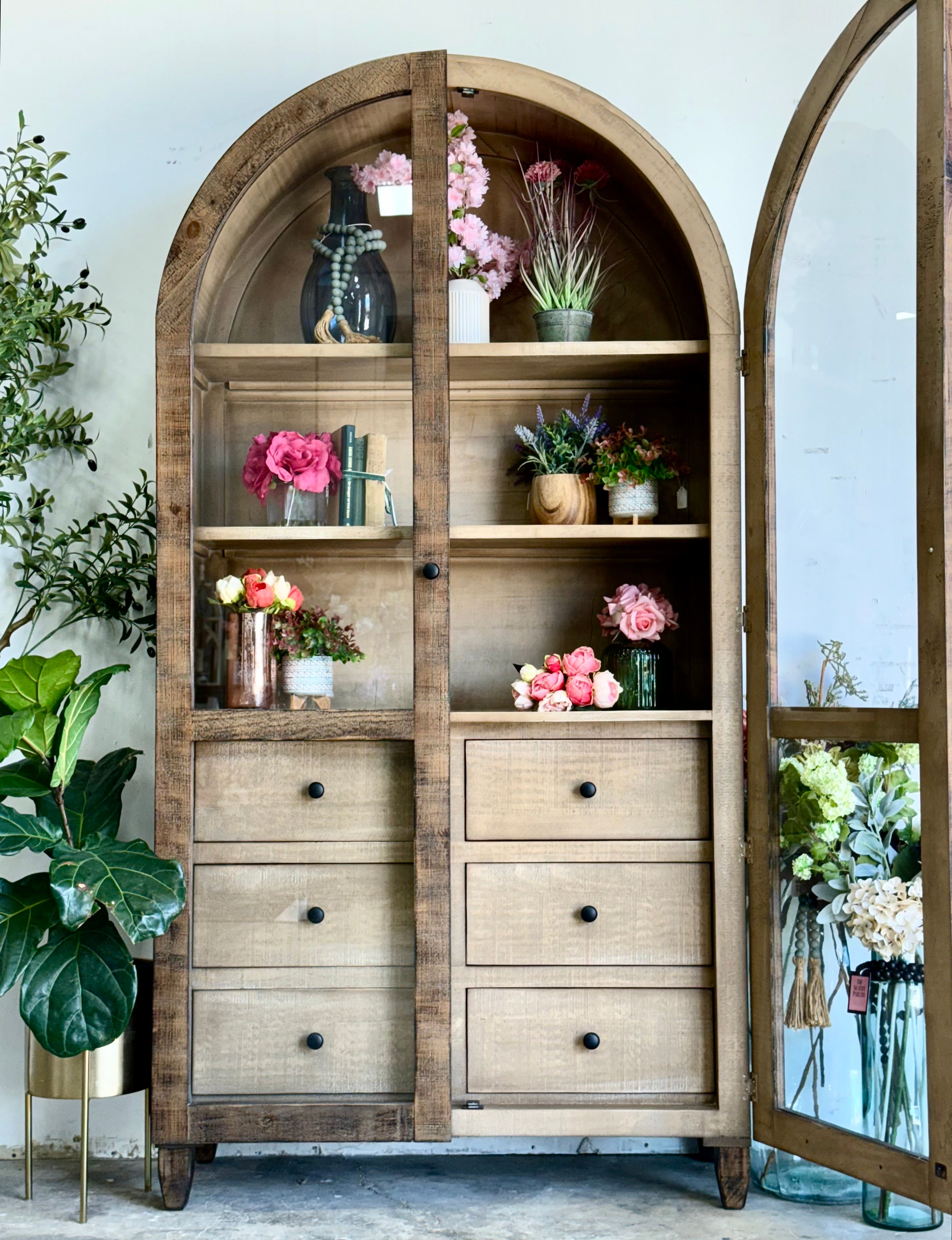 Melody Domed Vitrine-Honeywood™/Cappuccino