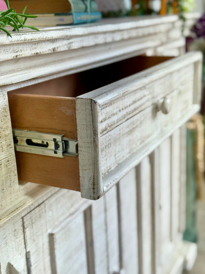 Lindsey 4-Door Console-Toasted Wheat