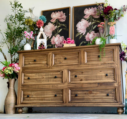 Adele Dresser-Timber™