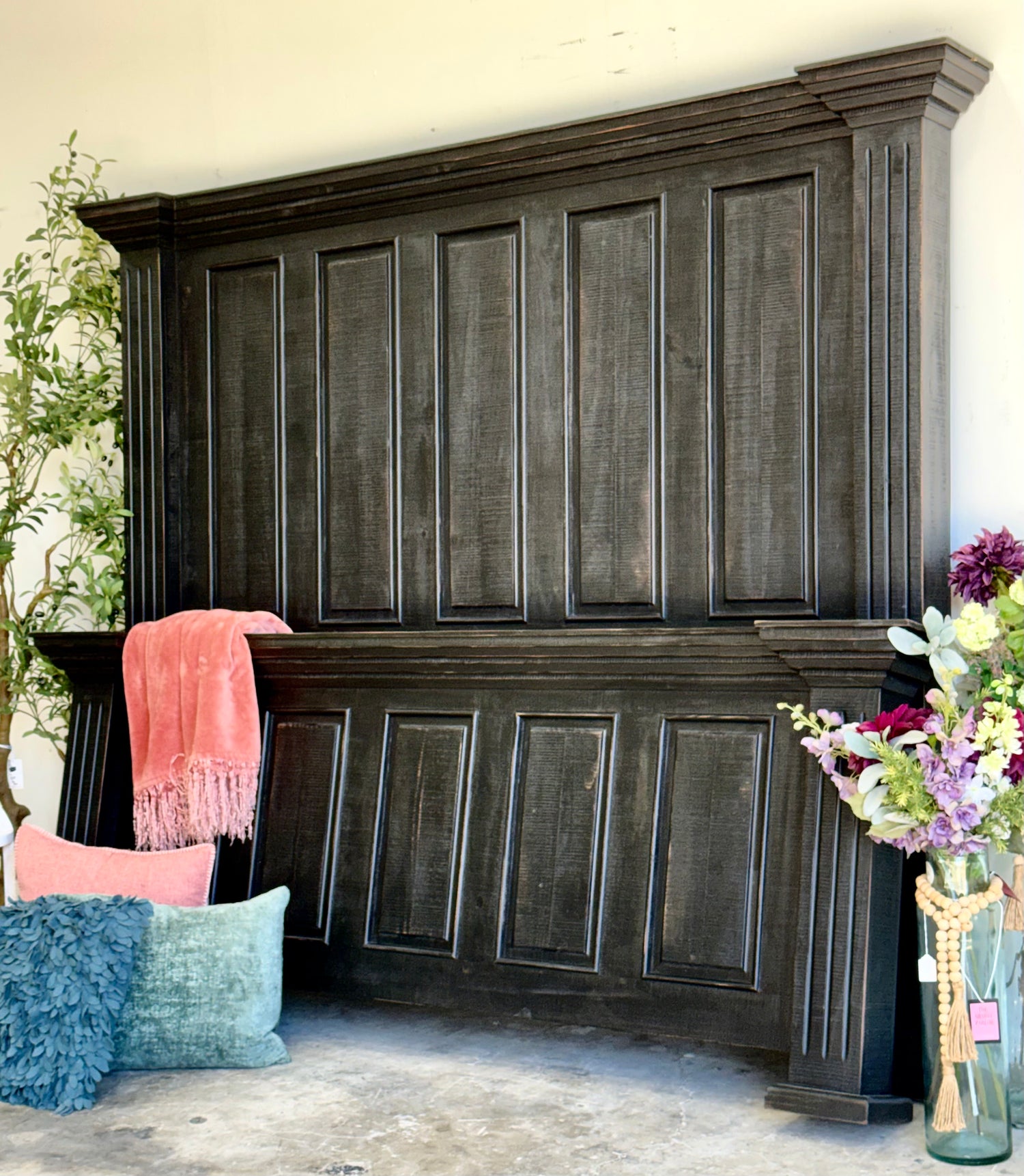 Charlotte King Paneled Bed-Handrubbed Black