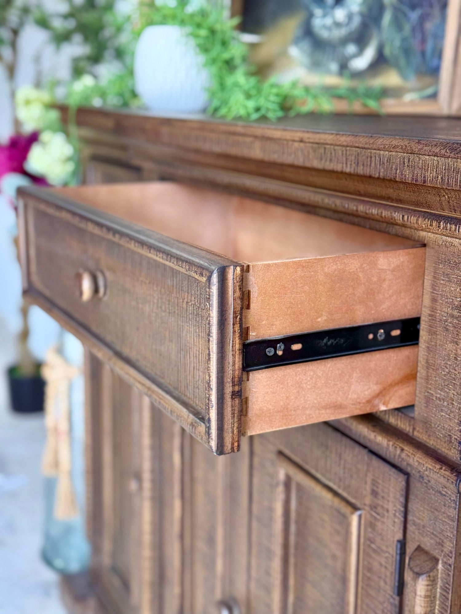 Lindsey 4-Door Console-Honeywood™