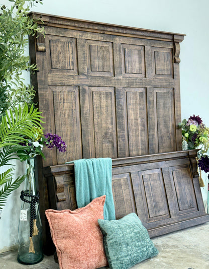 Jasmine Queen Bed-Honeywood™