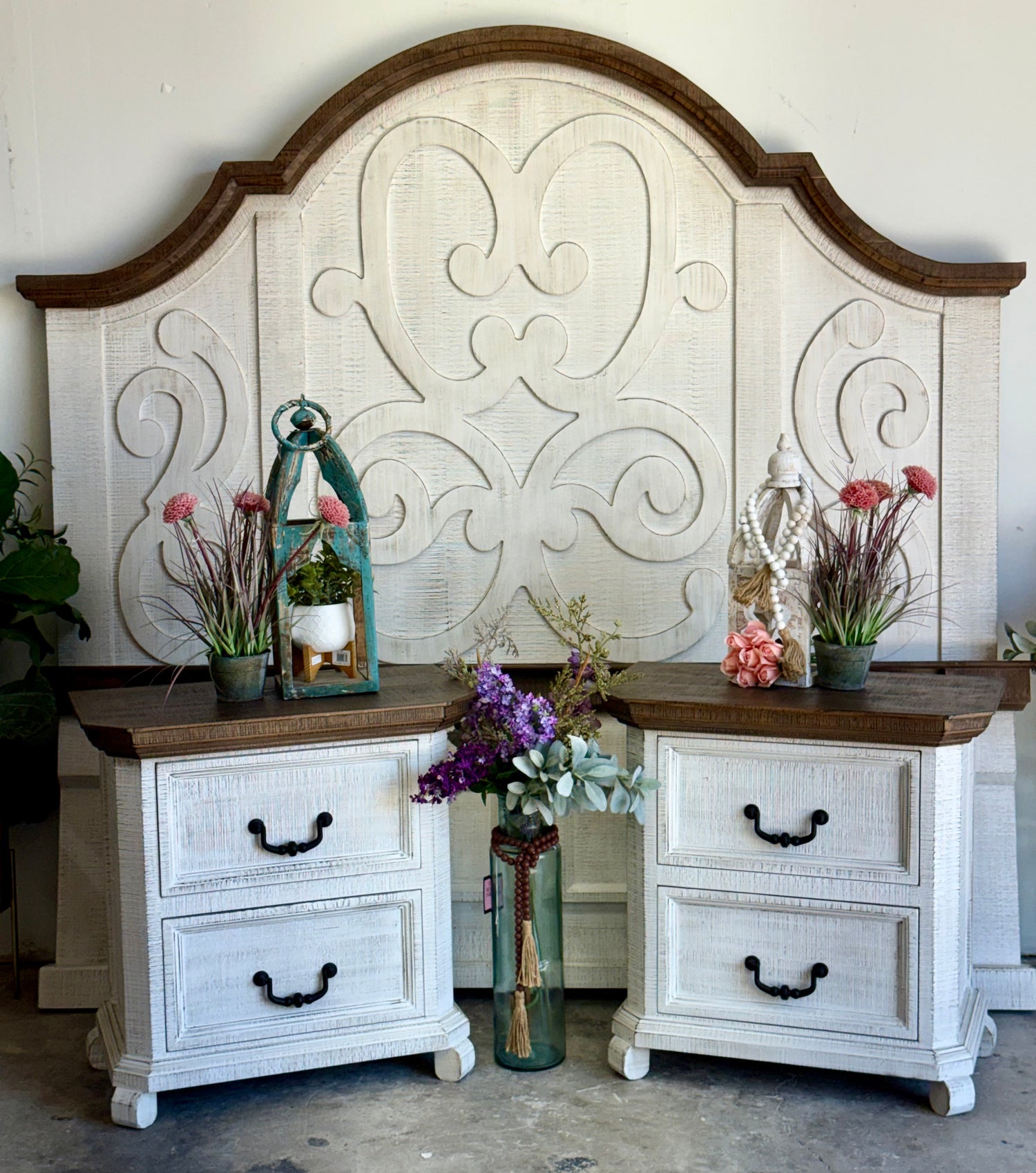 Harper Nightstand- White Wheat/Honeywood™
