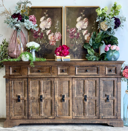 Gabriella Console-Honeywood™