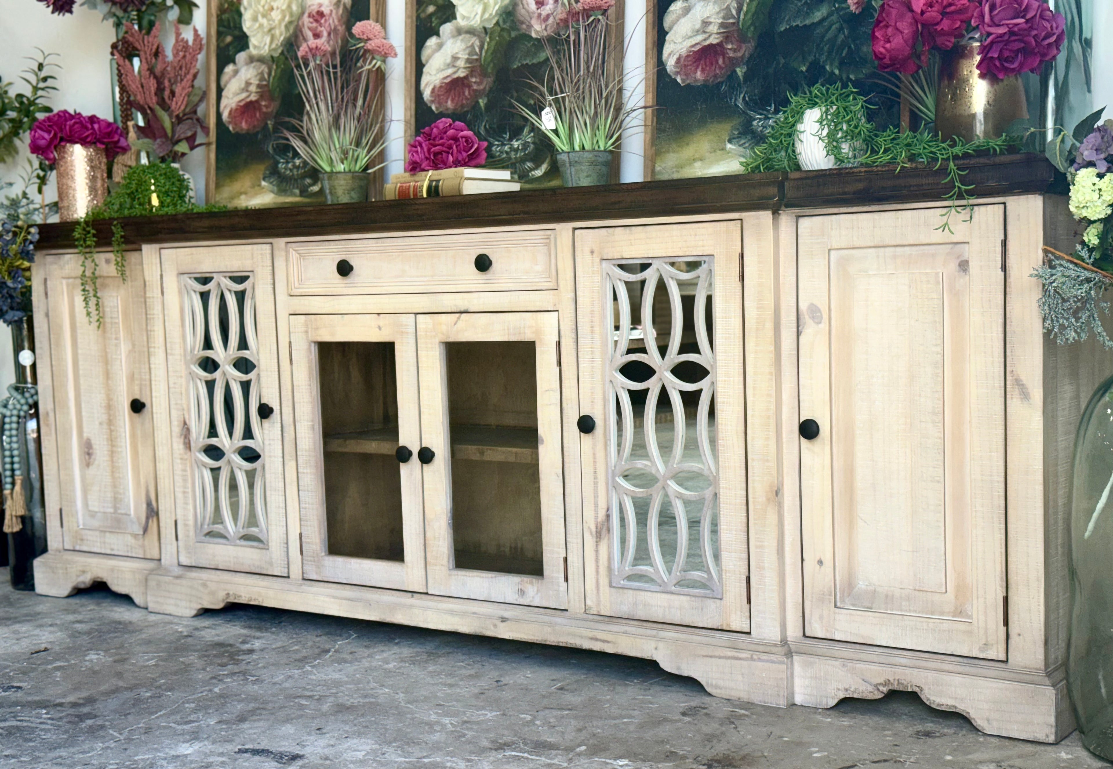 Ava 6 Door 108&
