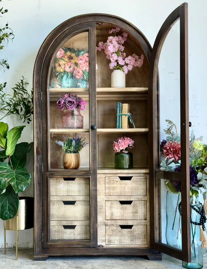 Avery Domed Vitrine-Cinderwood™/Dove