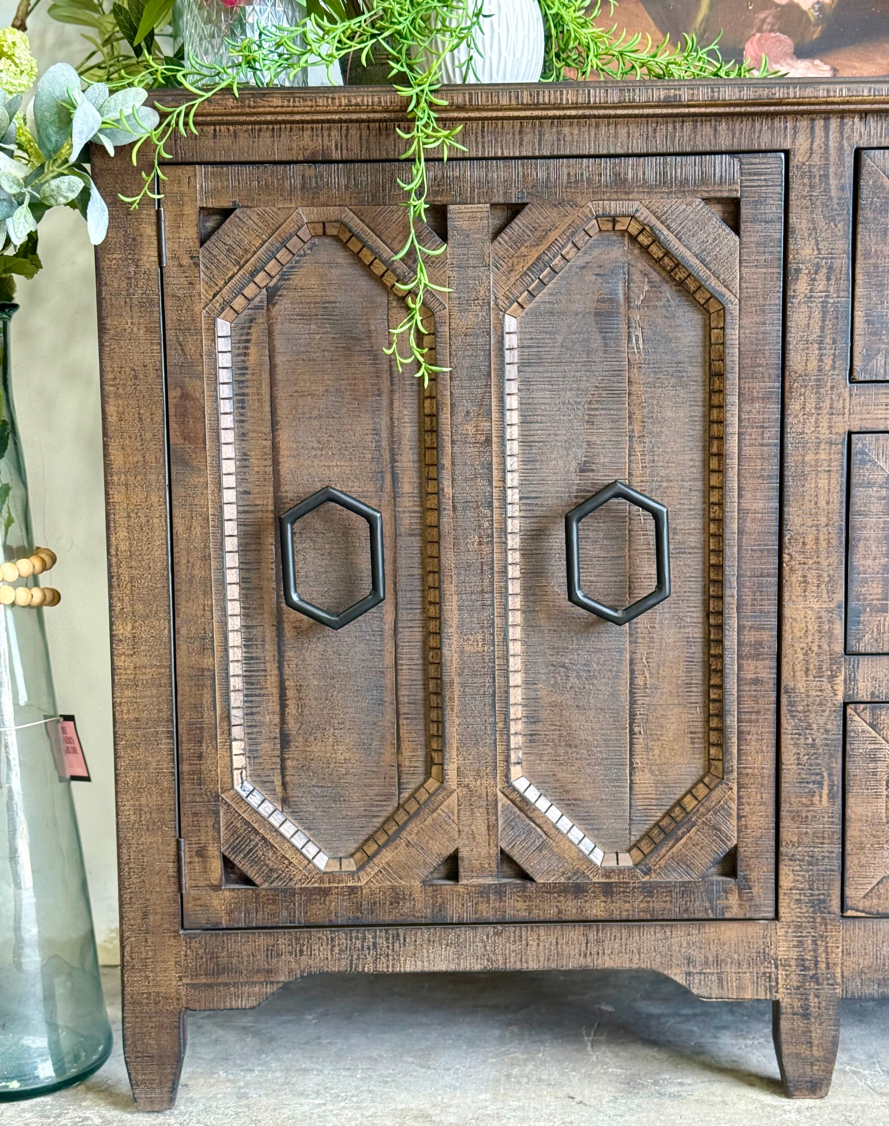 Cora Console-Honeywood™