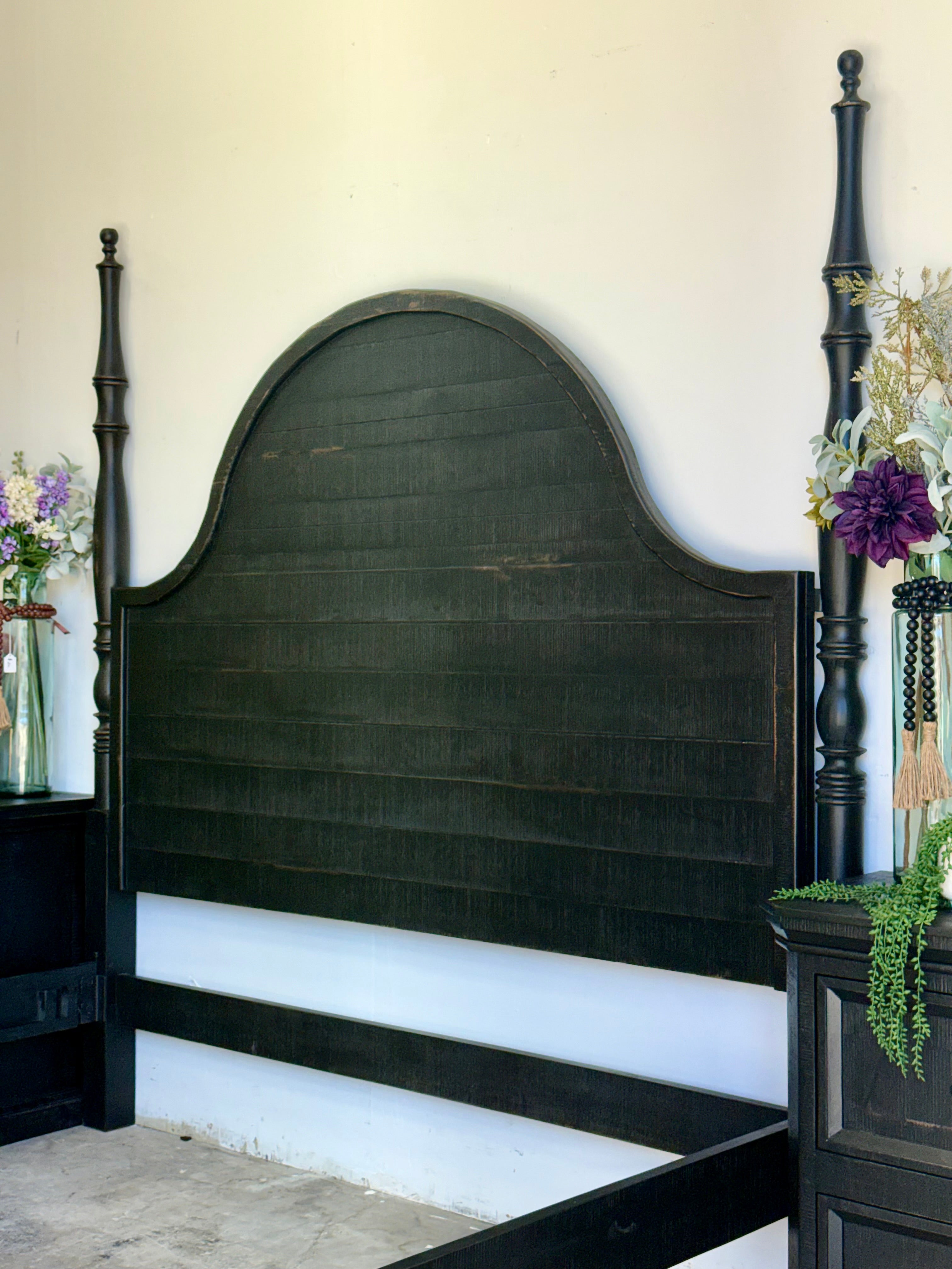 Willow King 4 Poster Bed-Handrubbed Black