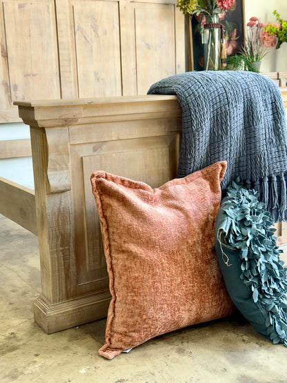 Jasmine King Bed-Soft Drift™