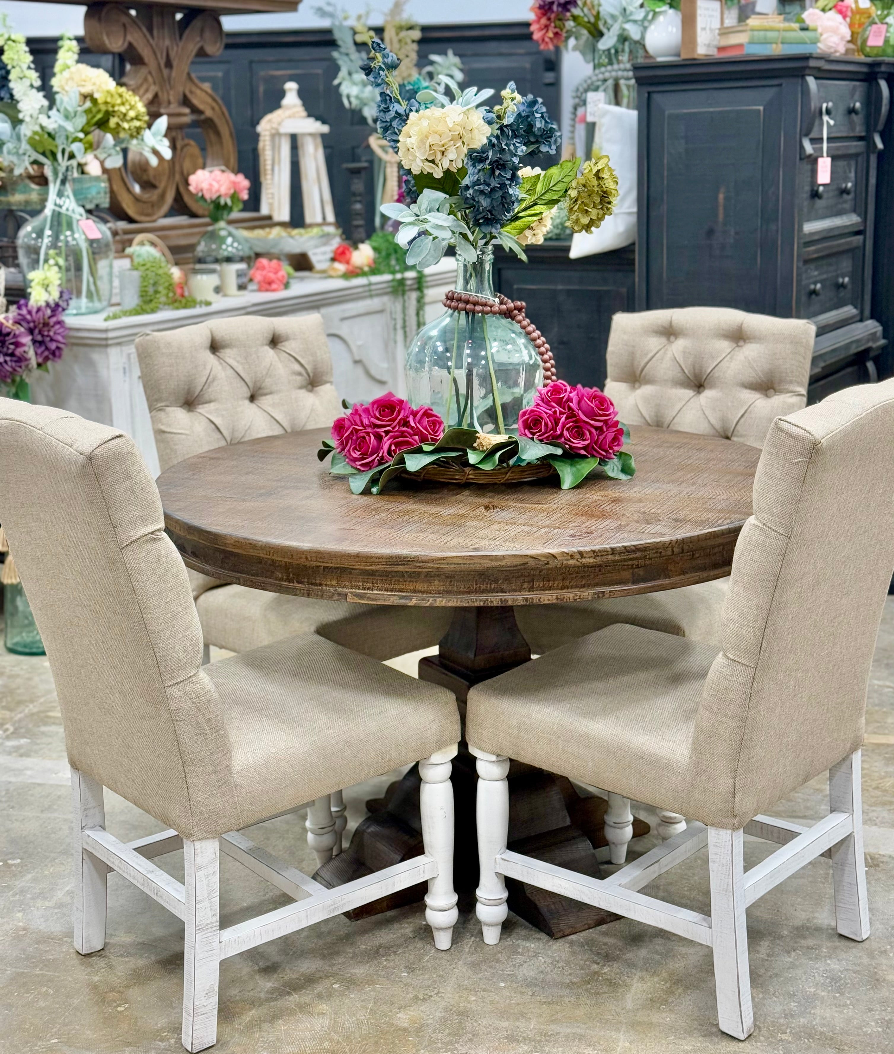Callie 48&quot; Round Table-Honeywood