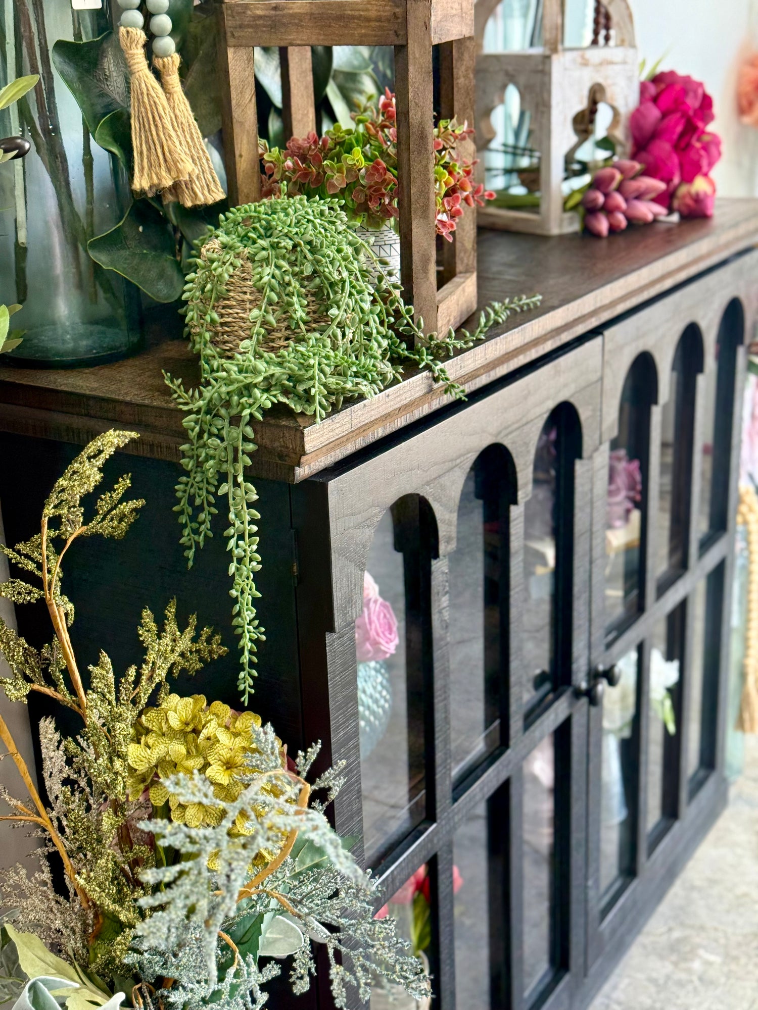 Gia 2 Door Console-Black/Honeywood