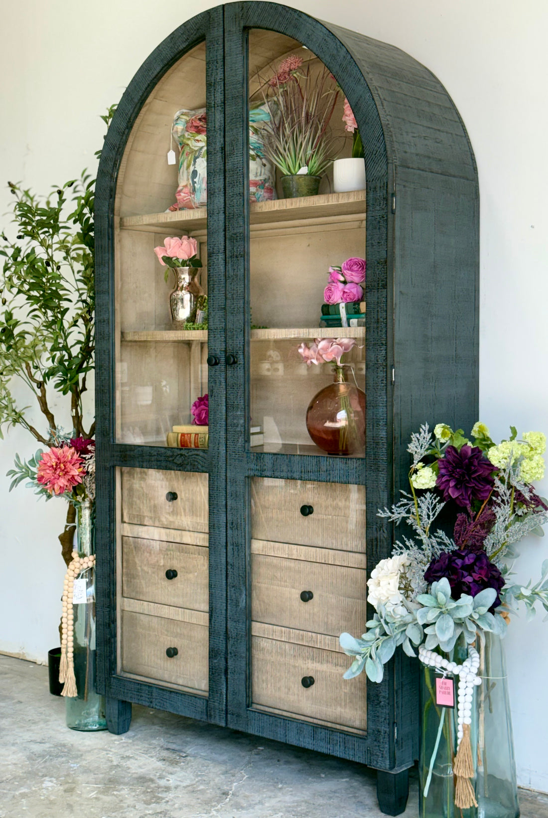 Melody Domed Vitrine- Blue Dusk/Cappuccino