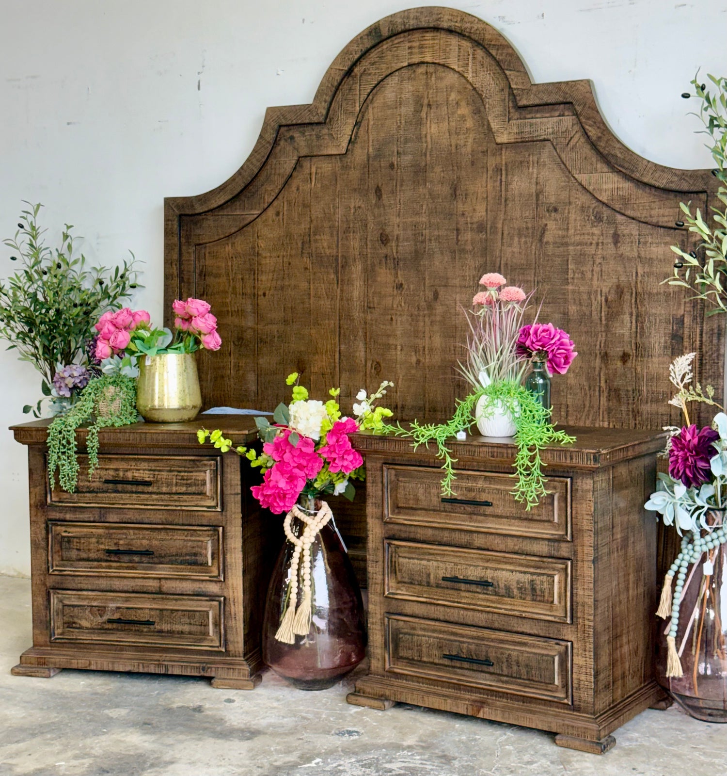 Jessica Nightstand-Honeywood™