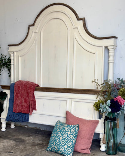 Madison King Bed-Creamy Linen™/Sandstone