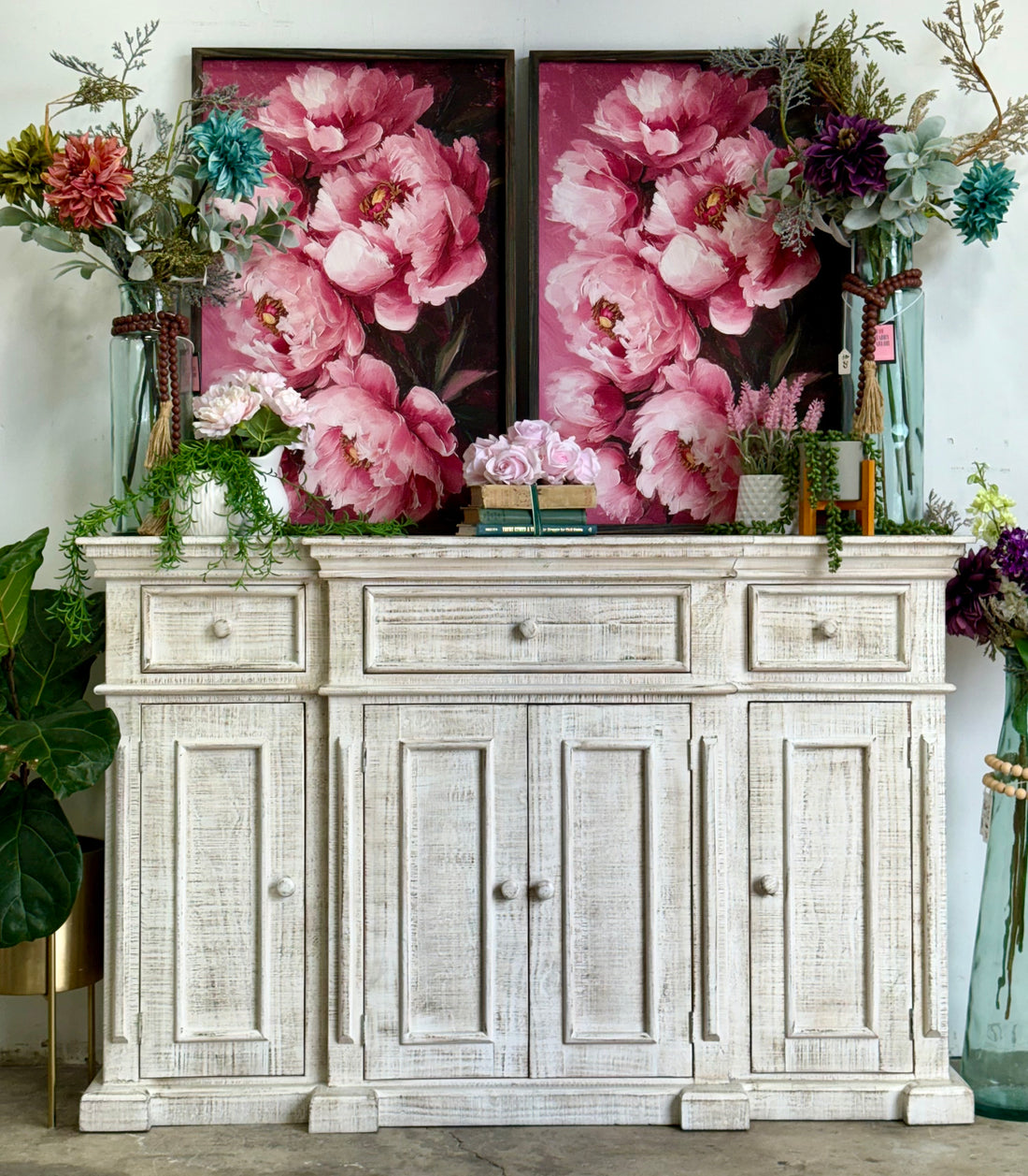 Lindsey 4-Door Console-Toasted Wheat