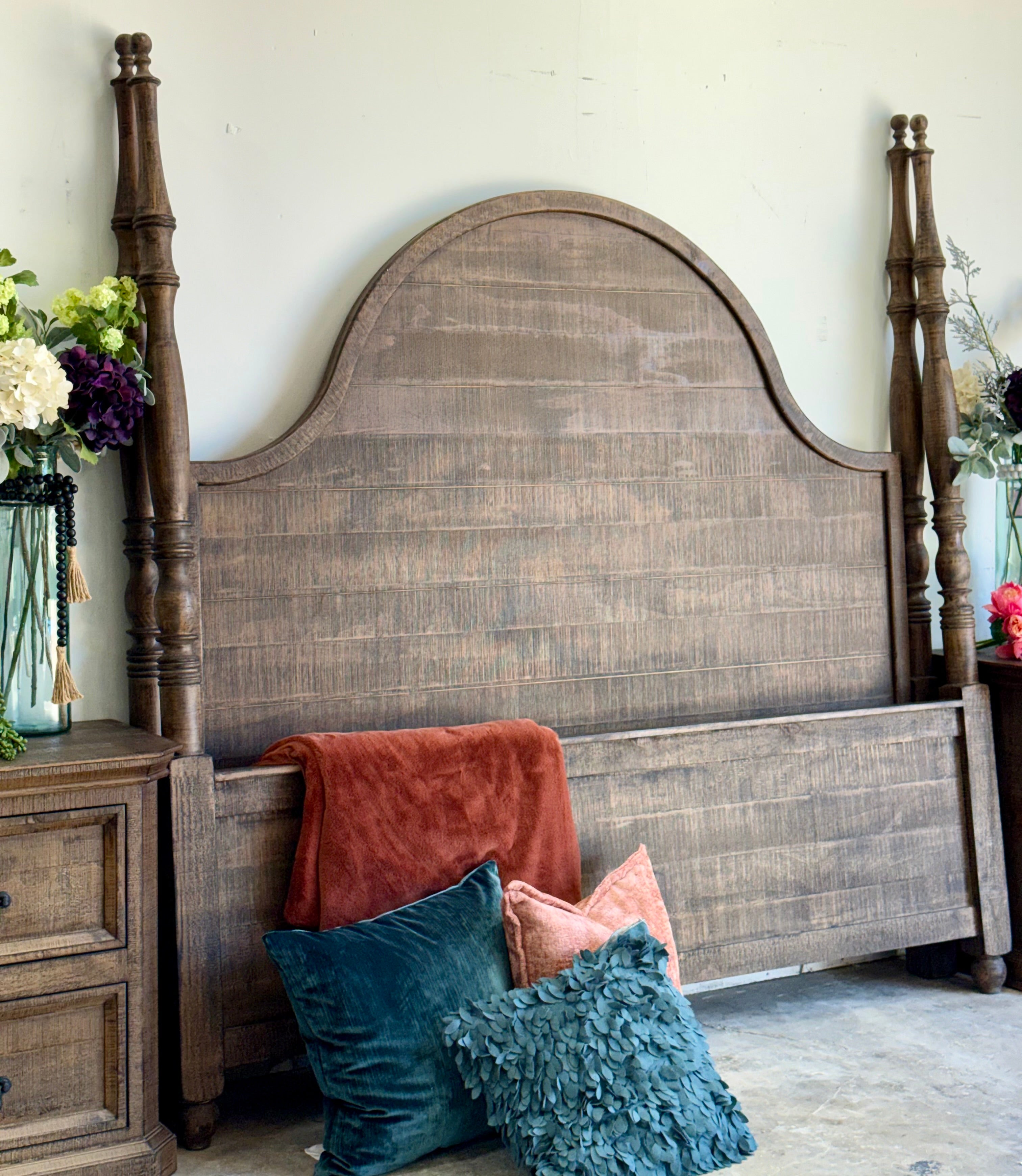 Willow King 4 Poster Bed-Honeywood™