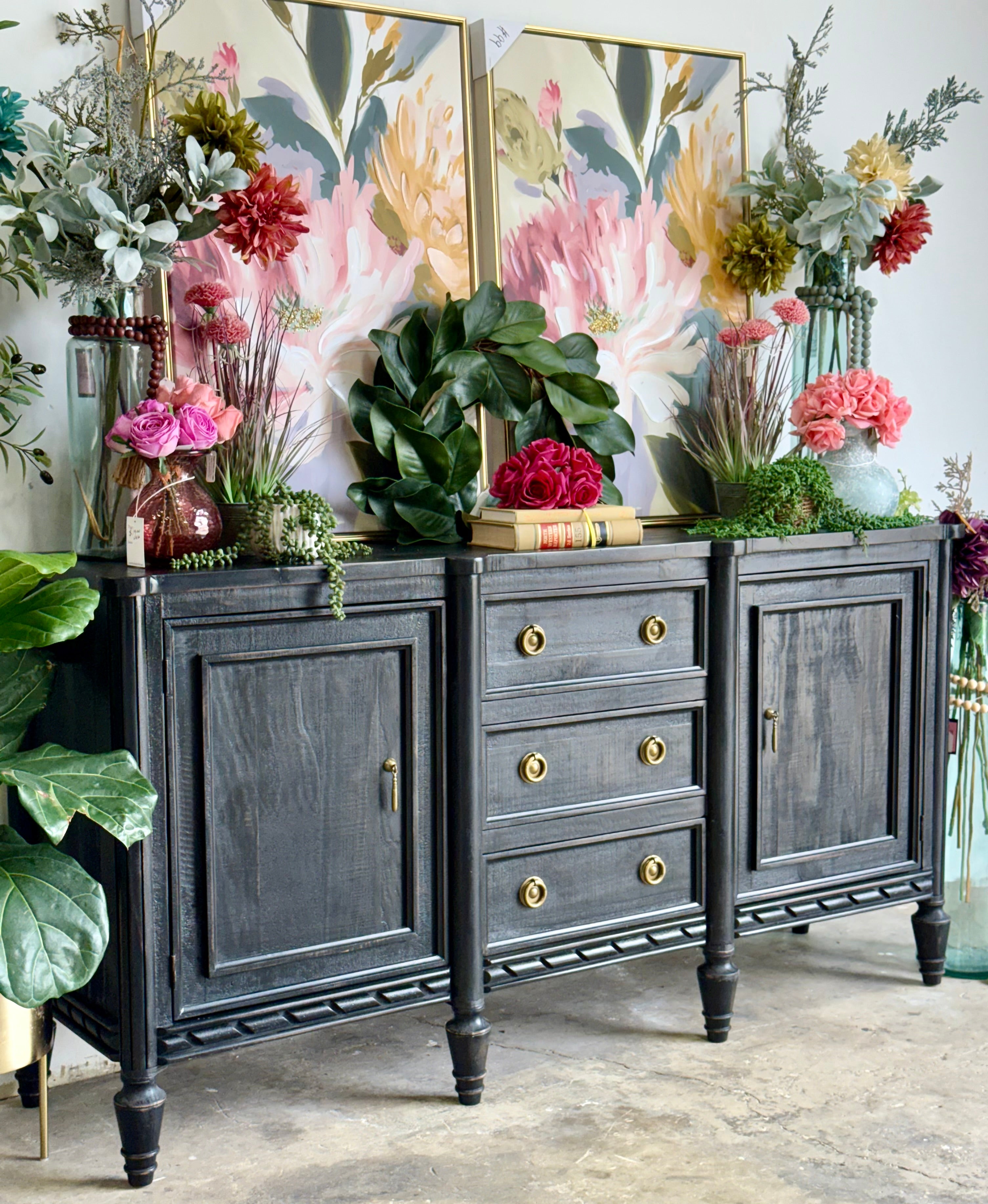 Juliette Console-Black/ Gold