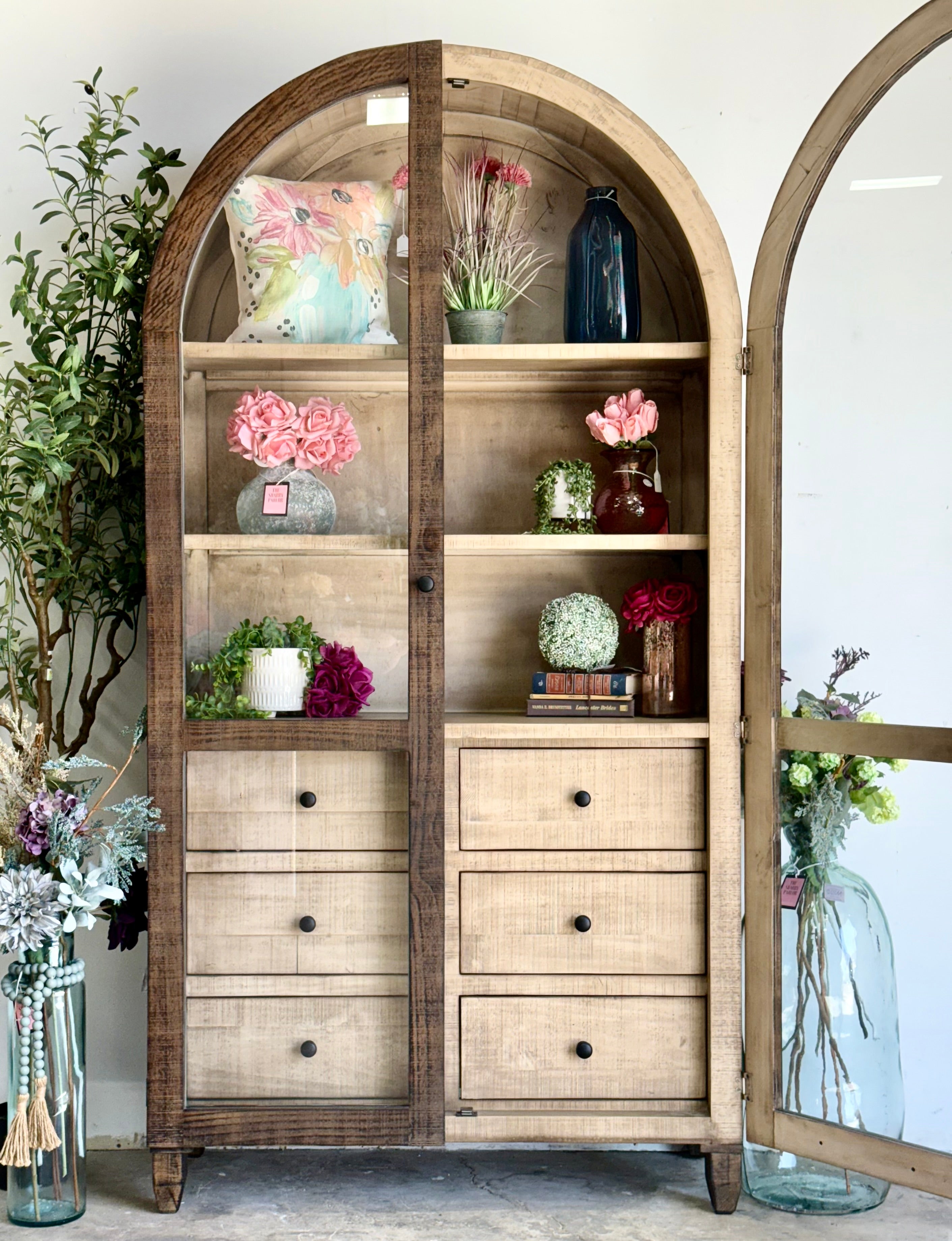 Melody Domed Vitrine-Honeywood™/Dove