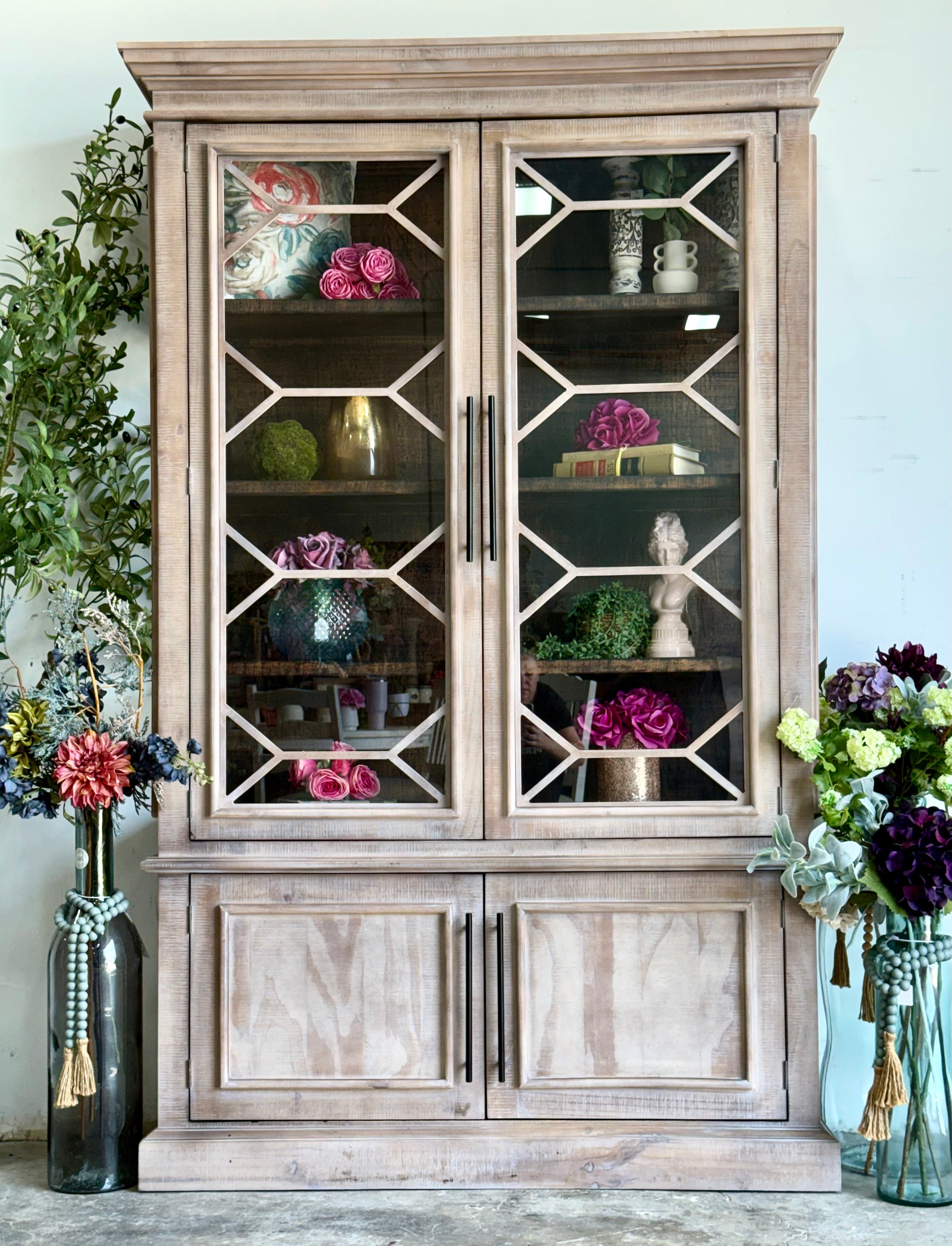 Eden Vitrine-Soft Drift/Honeywood™
