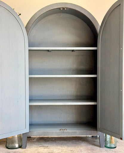 Georgia Domed Vitrine- Blue Haze™