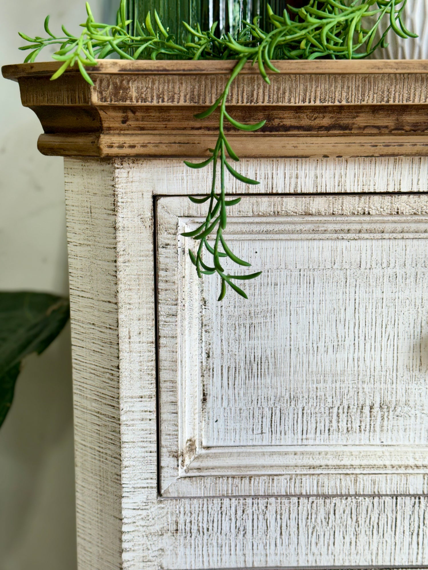 Eden Dresser- White Wheat/Sandstone