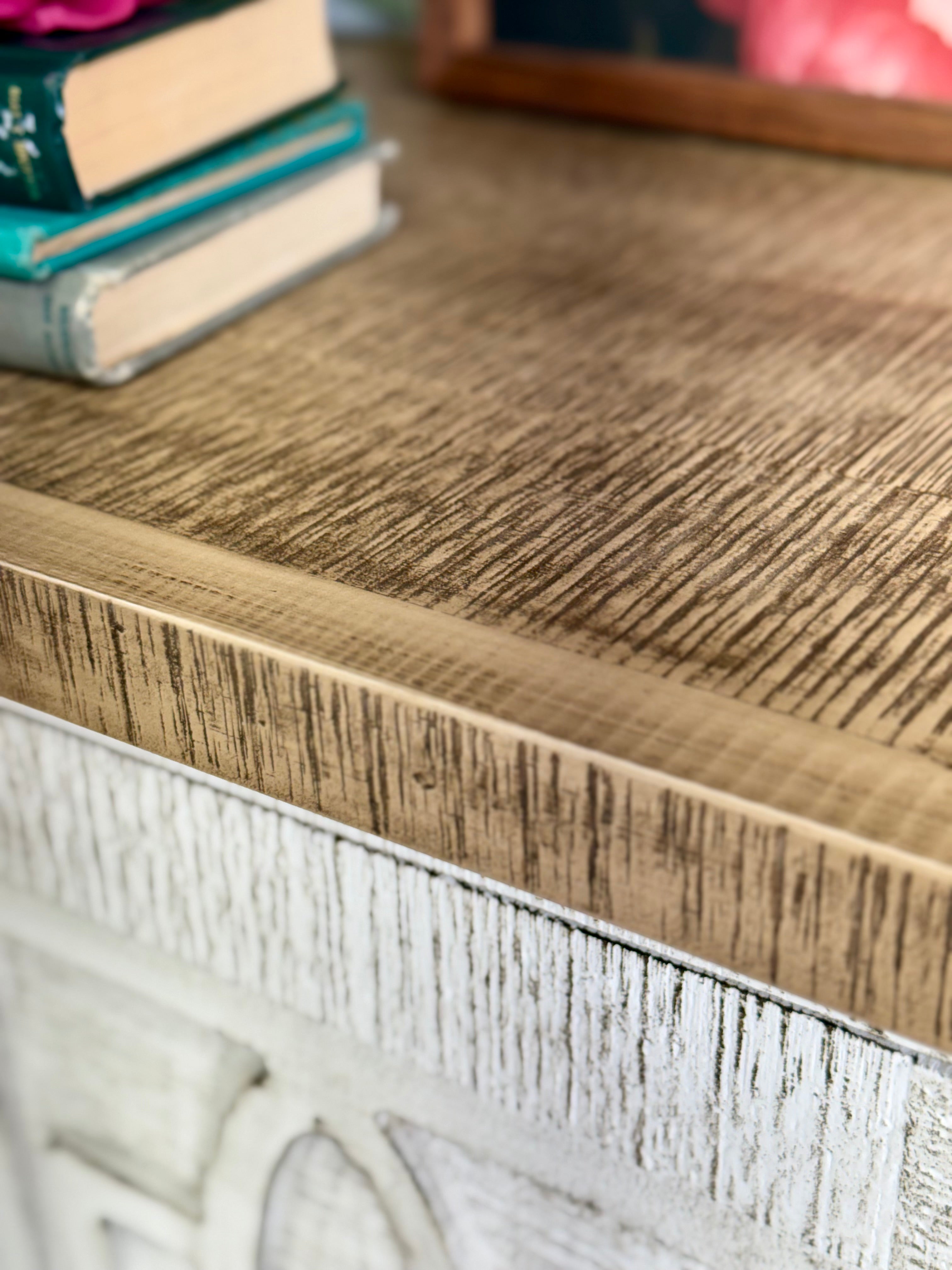 Ivy 4 Door Console-White Wheat/Sandstone