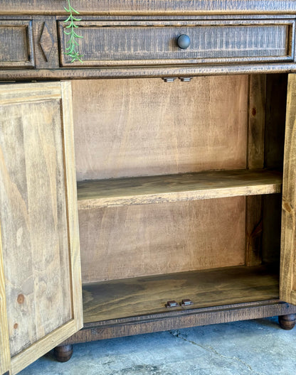 Julia 4 Door Console-Honeywood