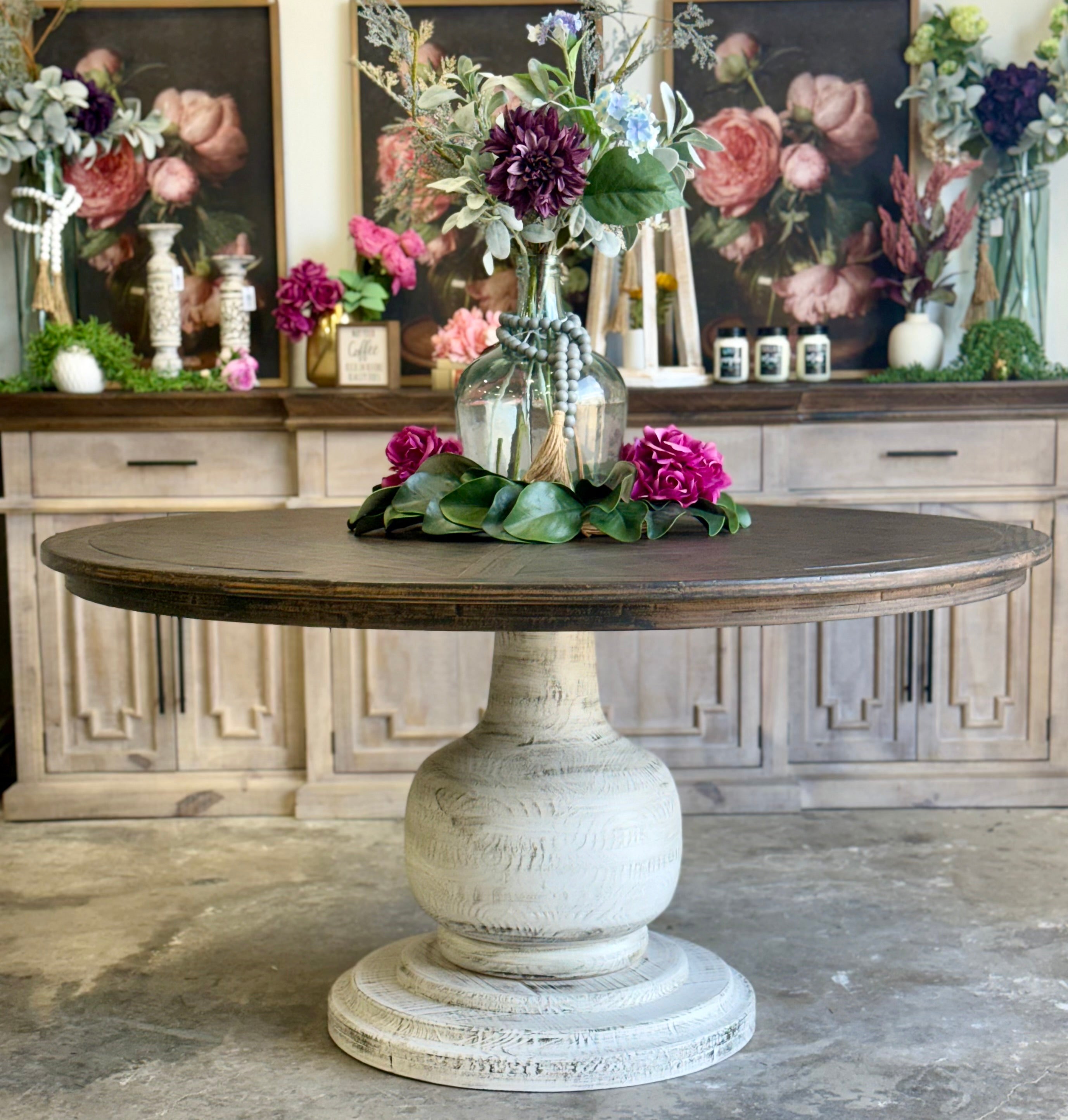 Lilly 60" Round Pedestal Dining Table-White Wheat/Honeywood™