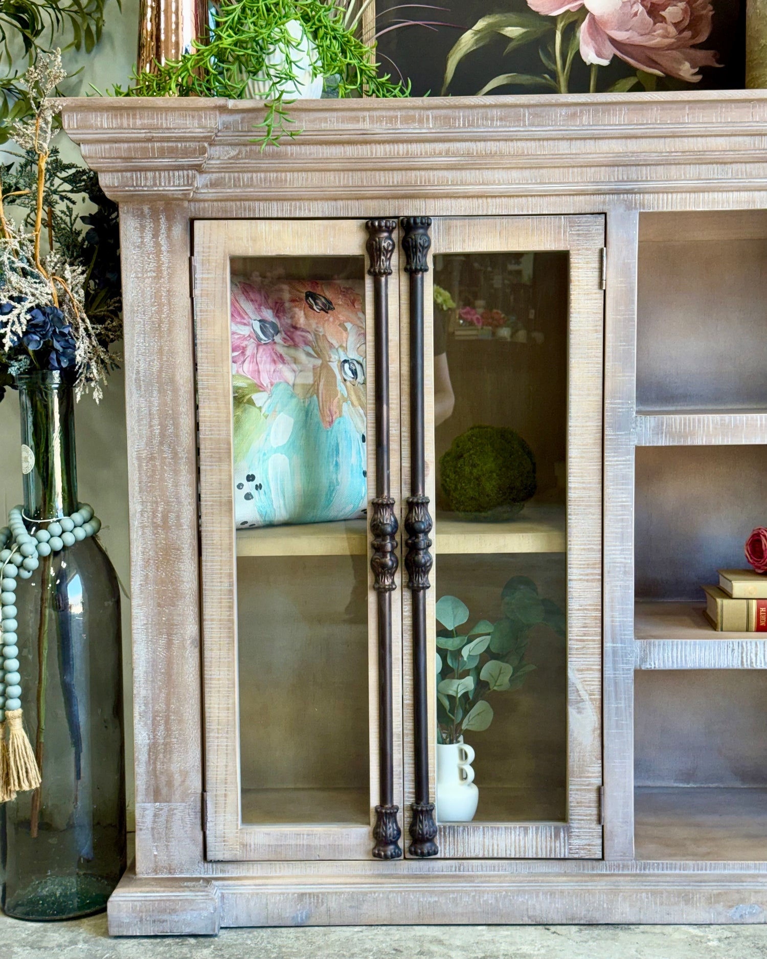 BLAKELY 4 Door Console-Soft Drift