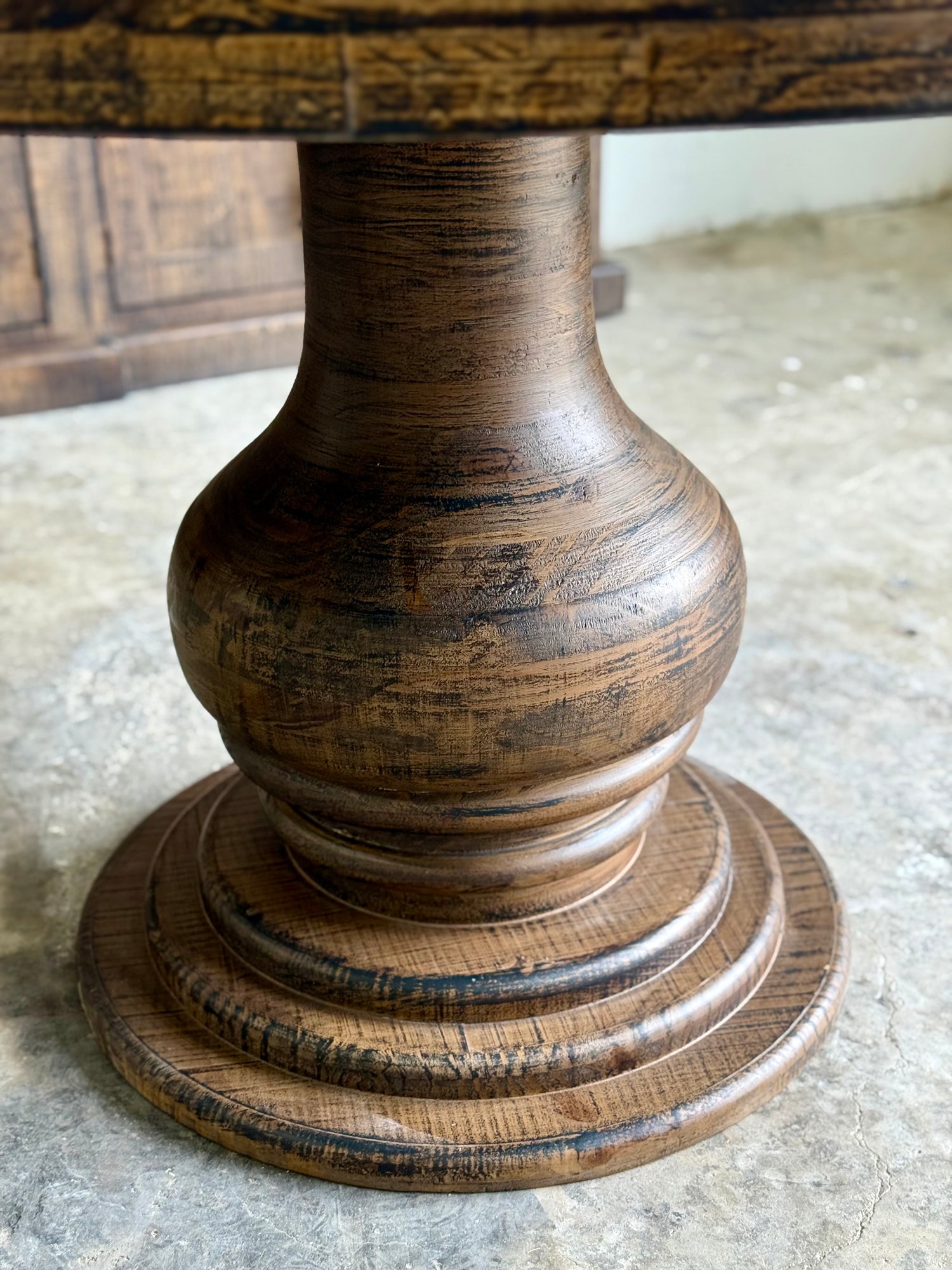 Clara 47" Round Dining Table-Honeywood™