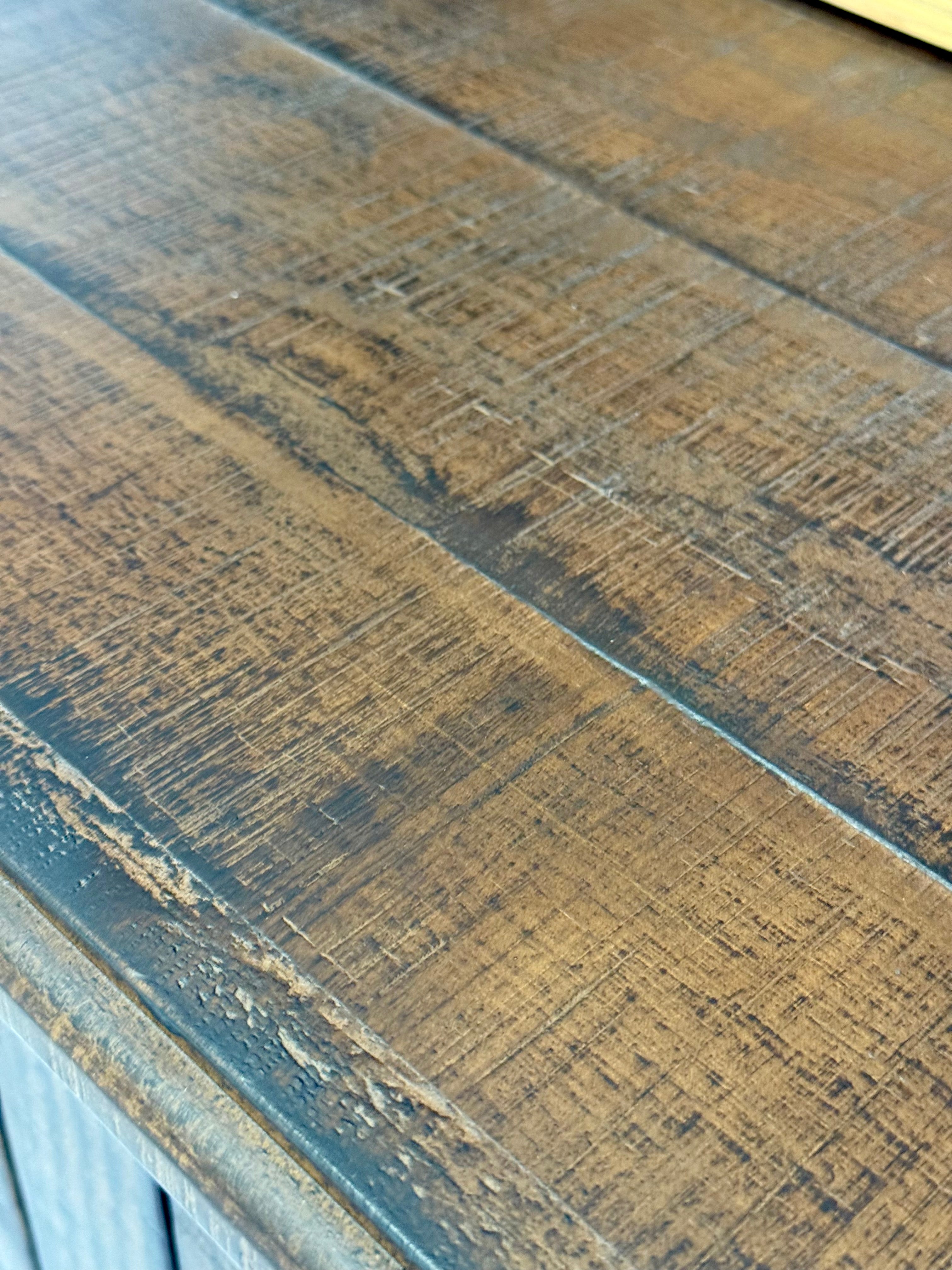 Cora Console-Honeywood™