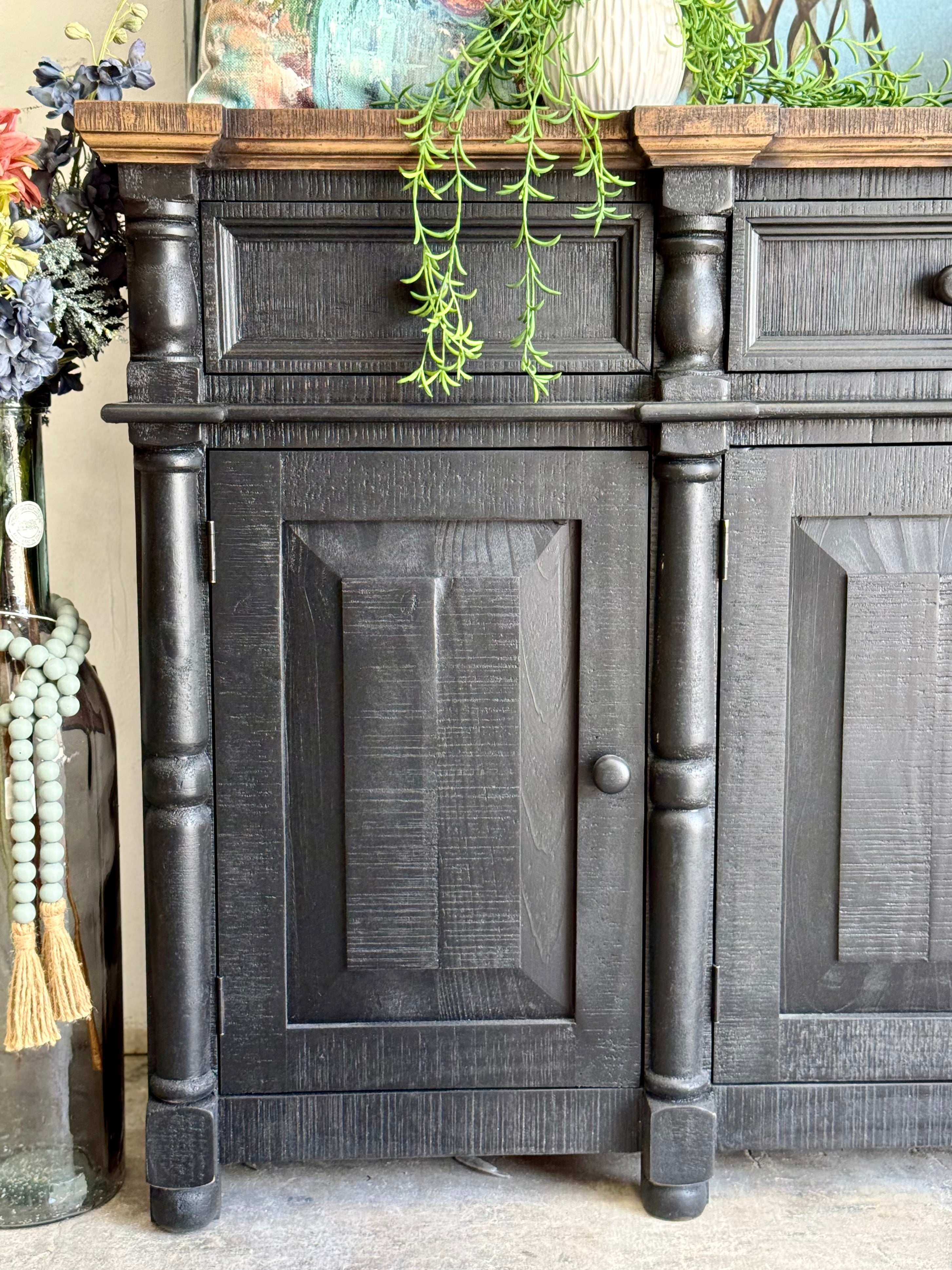 Novah 4-Door Console-Black/Sparrow