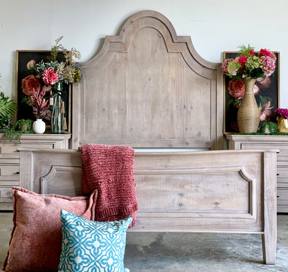 Jessica Queen Bed-Soft Drift™