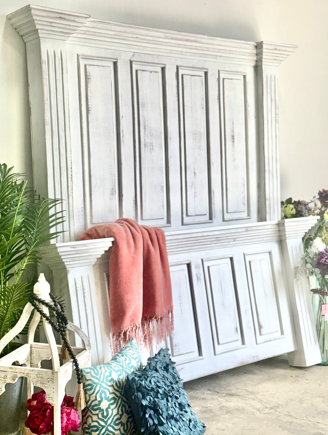 Charlotte Queen Paneled Bed-Whisper White