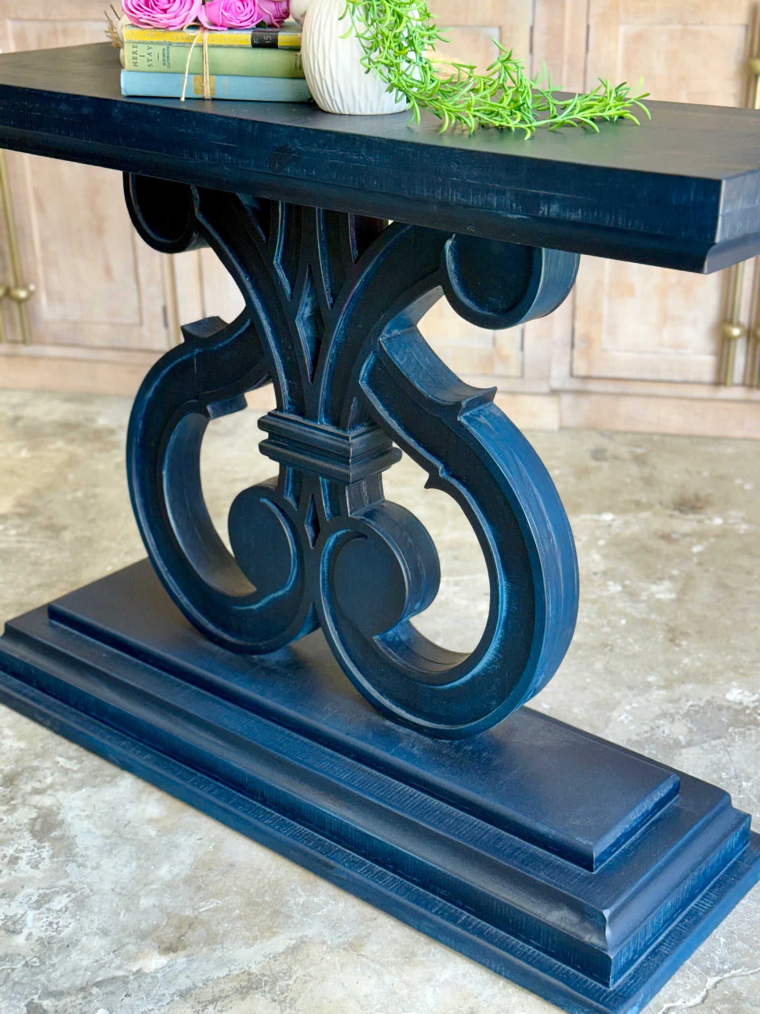 Harp Entryway-Deep Blue