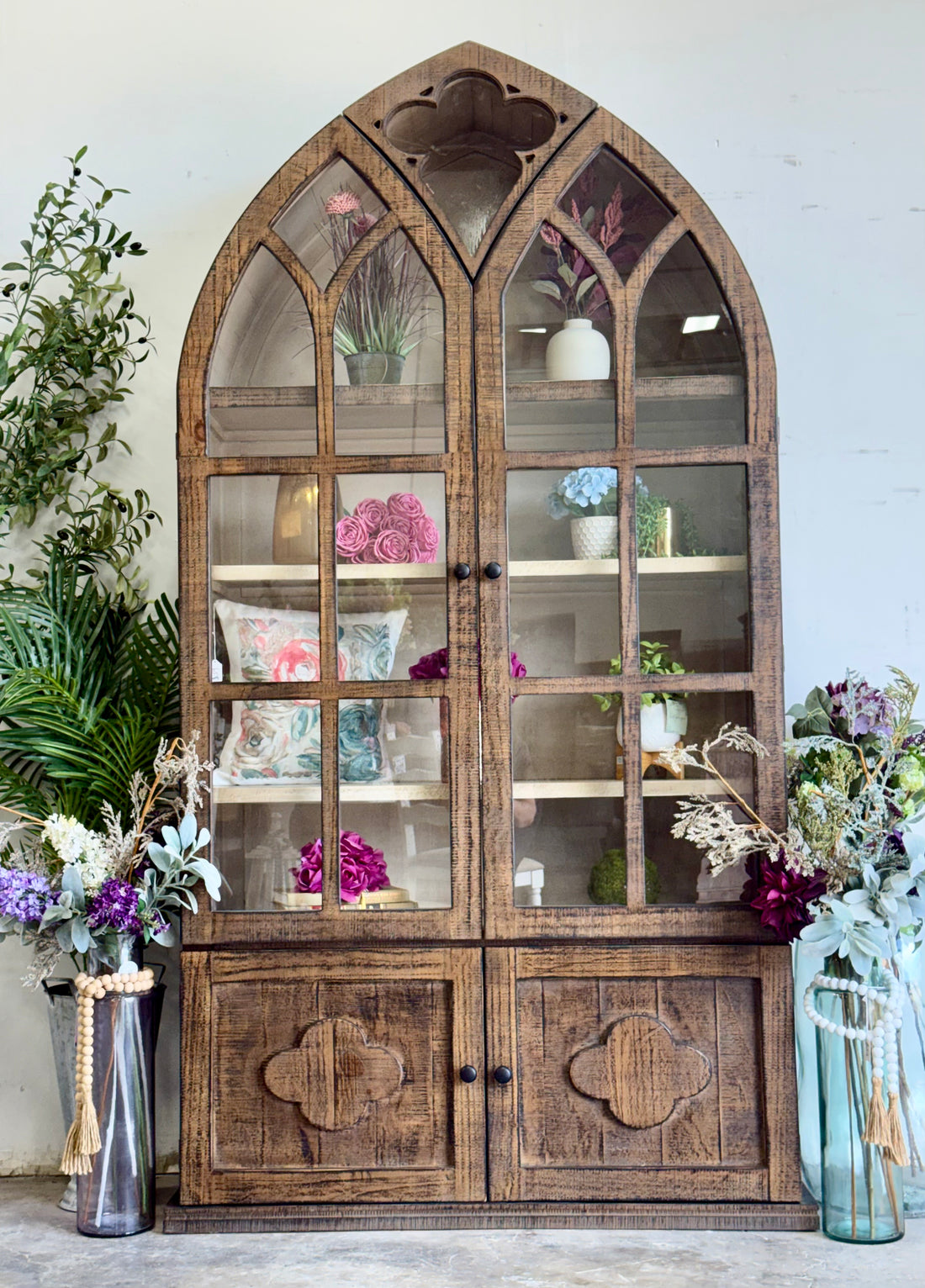 Cathedral Dome Vitrine-Honeywood/Dove
