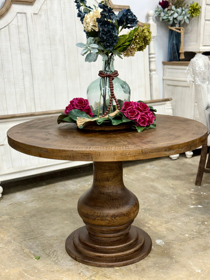 Clara 47&quot; Round Dining Table-Honeywood™