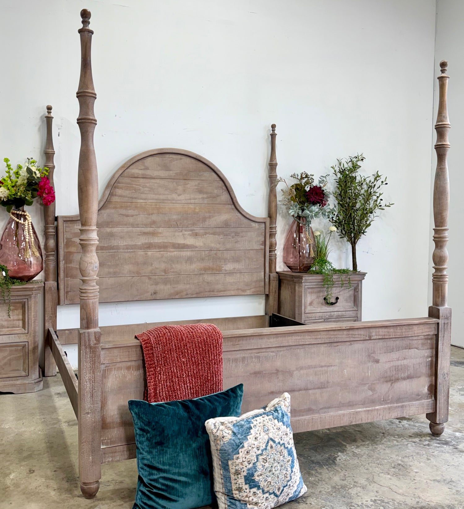 Willow King 4 Poster Bed-Soft Drift™