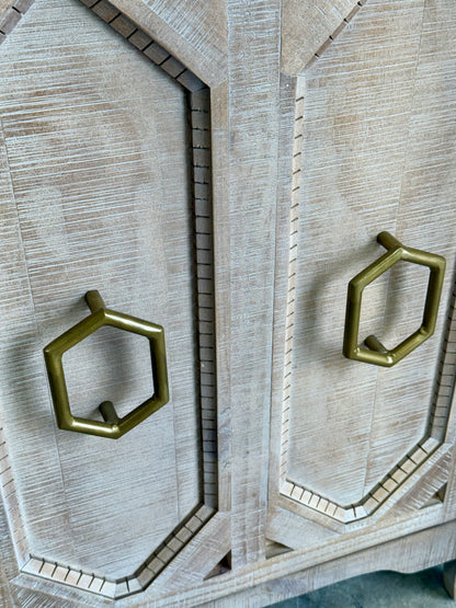 Cora Console-Soft Drift™