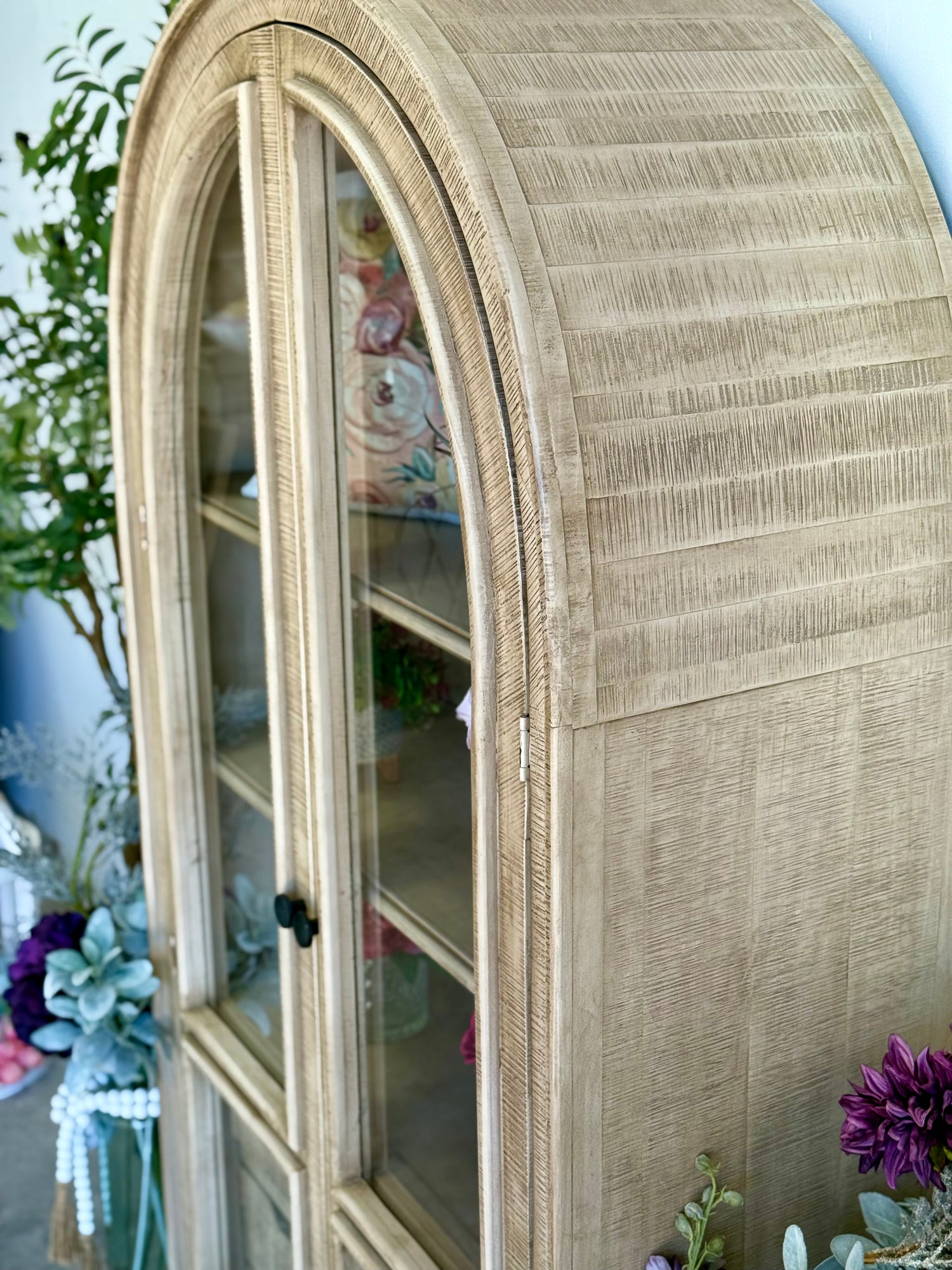 Avery Domed Vitrine-Dove