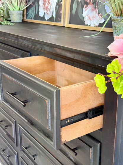 Jessica Dresser- Handrubbed Black
