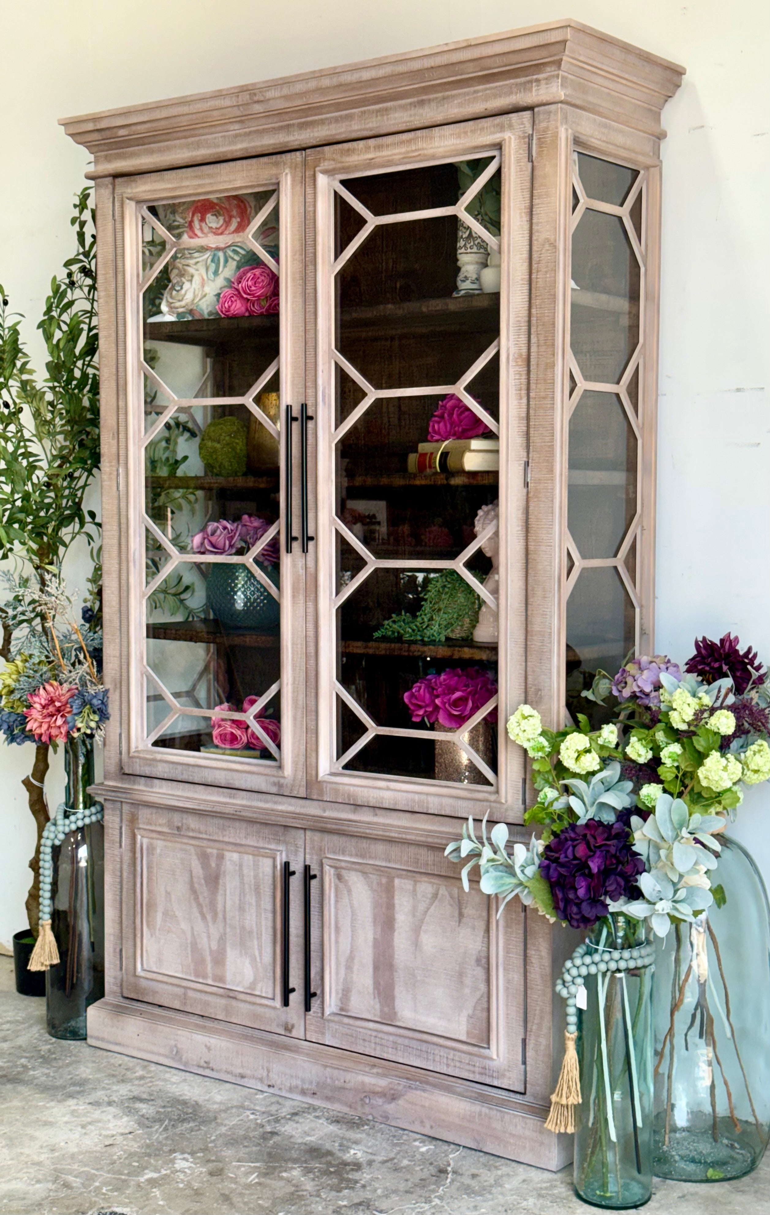 Eden Vitrine-Soft Drift/Honeywood™