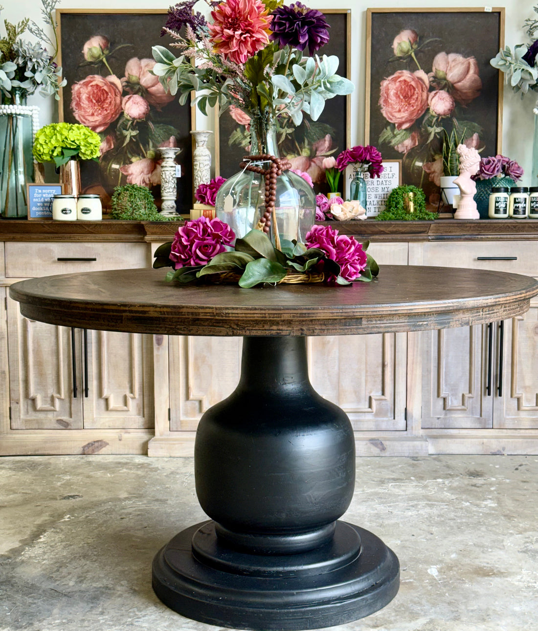 Lilly 54" Round Pedestal Dining Table-Black/Honeywood™